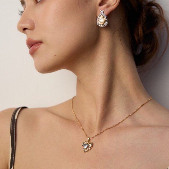 ✨ Artisan Original Design Two-Tone Mother of Pearl Teardrop Earrings - Picture 6 of 10